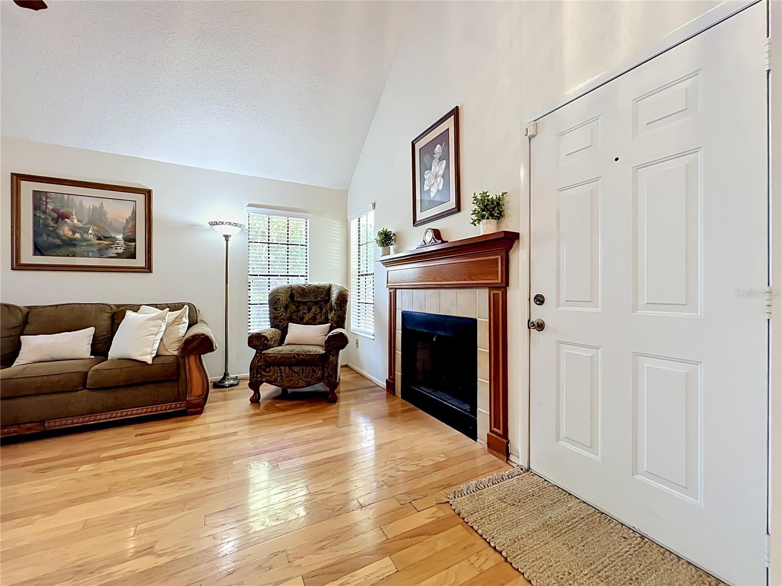 COUNTRY CREEK SOUTHRIDGE AT - Residential