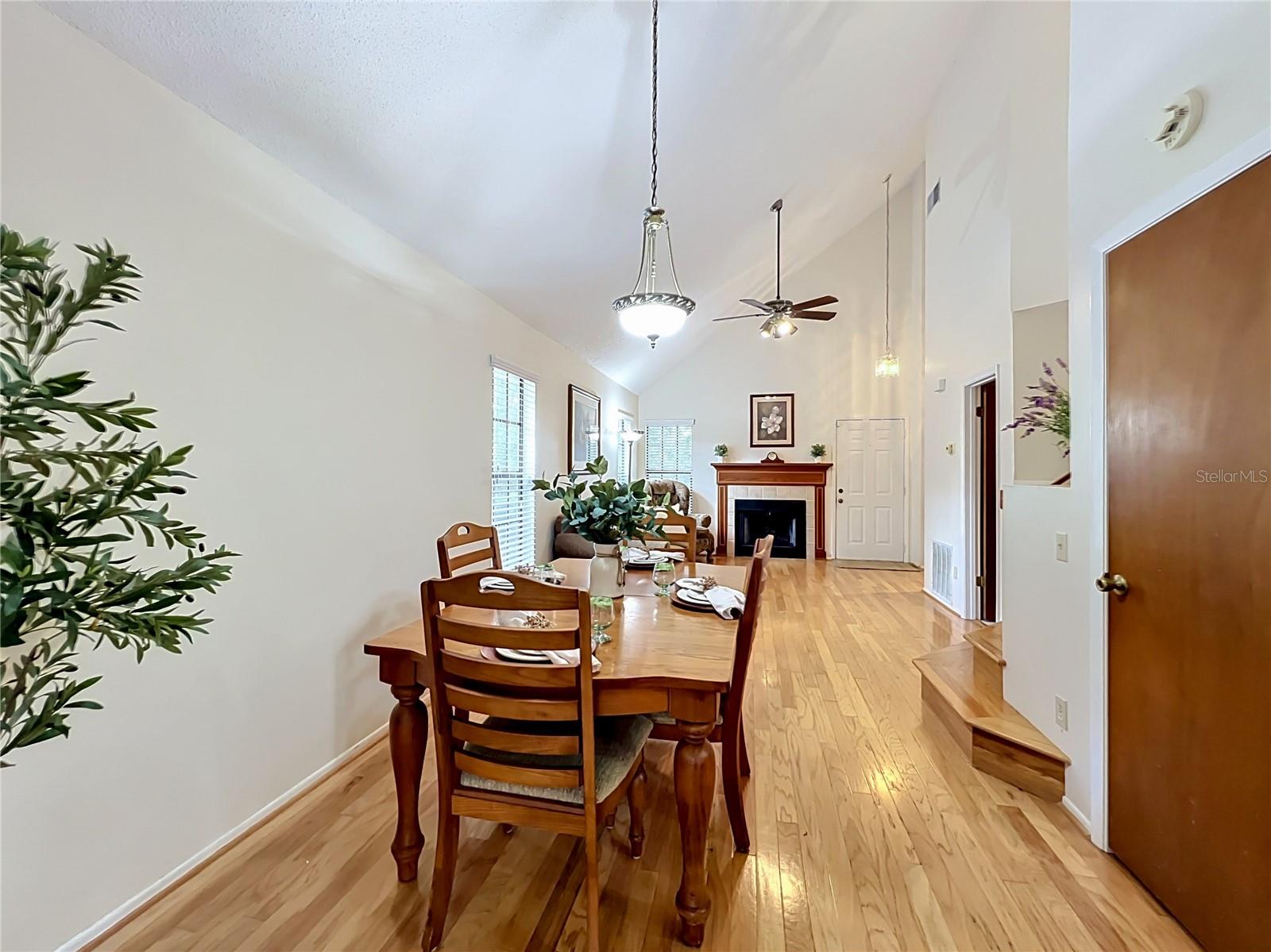 COUNTRY CREEK SOUTHRIDGE AT - Residential