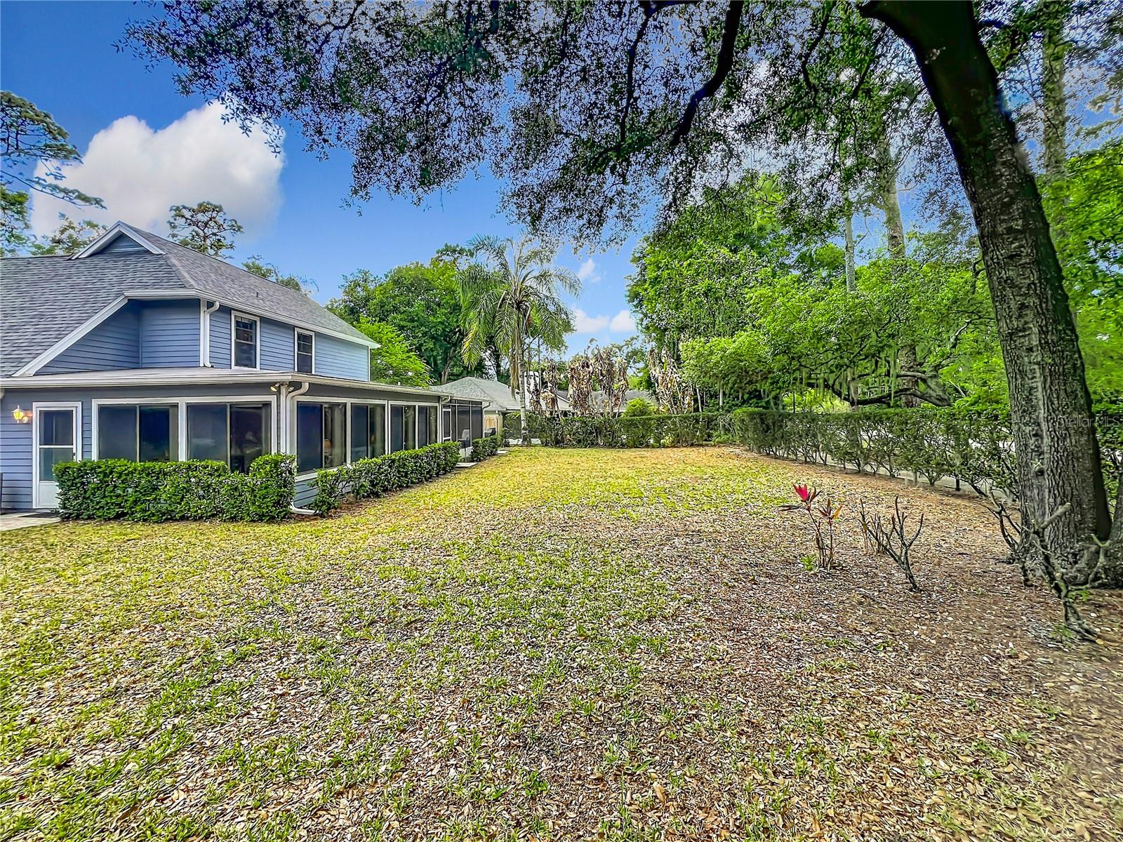 COUNTRY CREEK SOUTHRIDGE AT - Residential