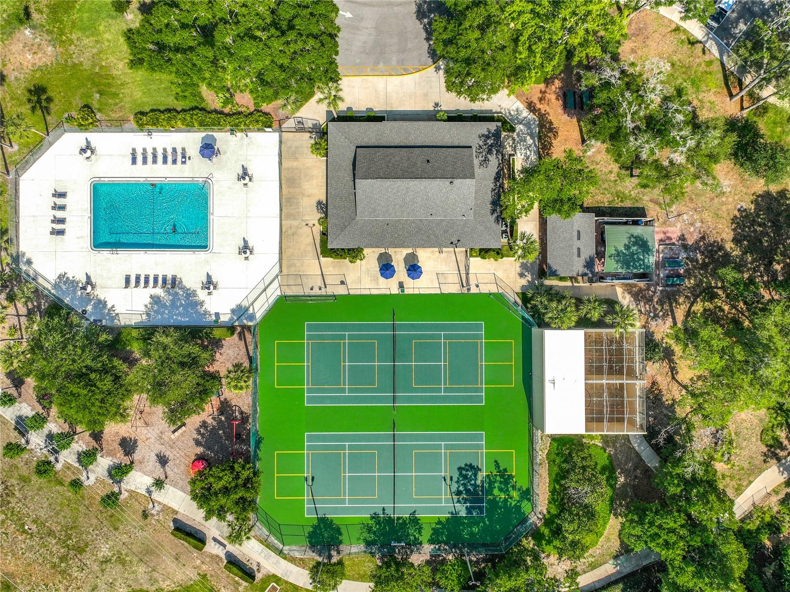 COUNTRY CREEK SOUTHRIDGE AT - Residential