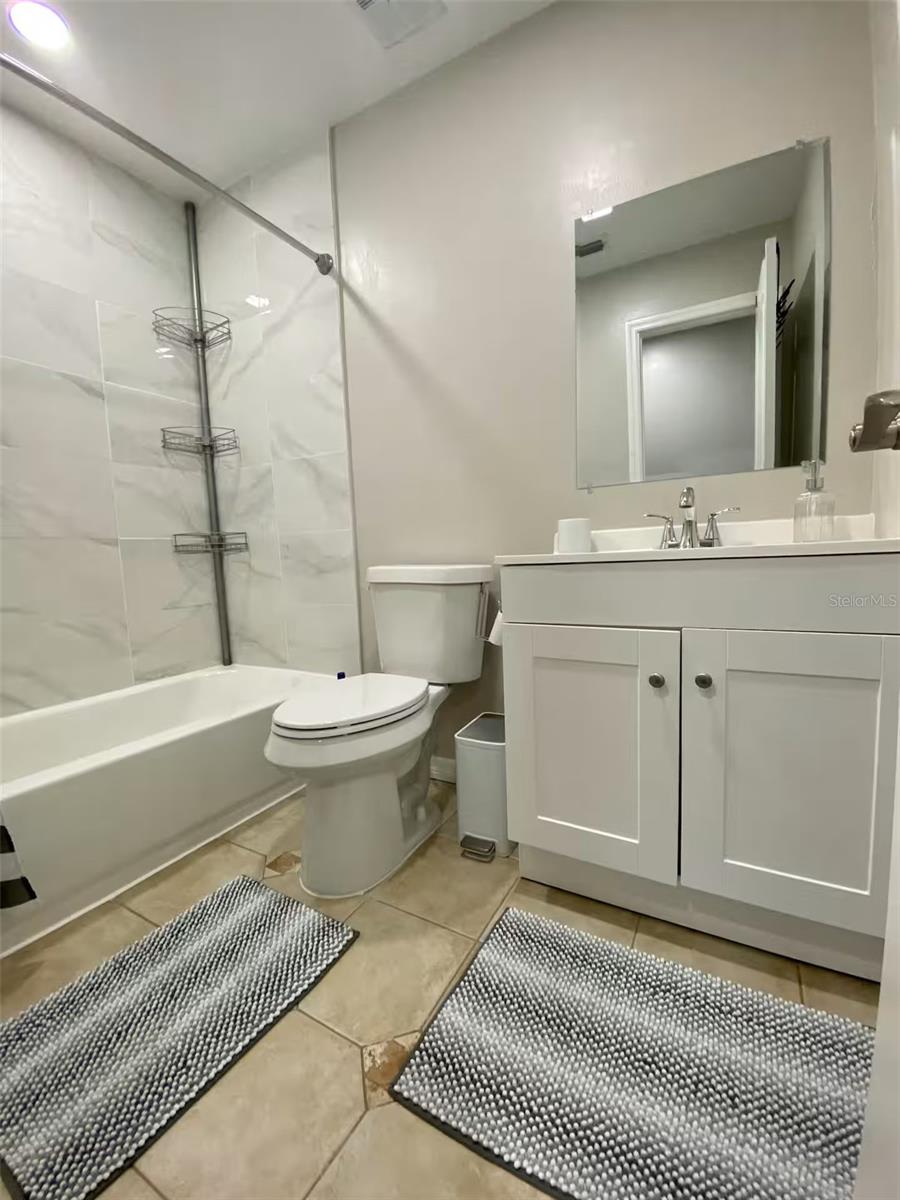 CUMBERLAND PARK 1ST ADD - Residential Lease