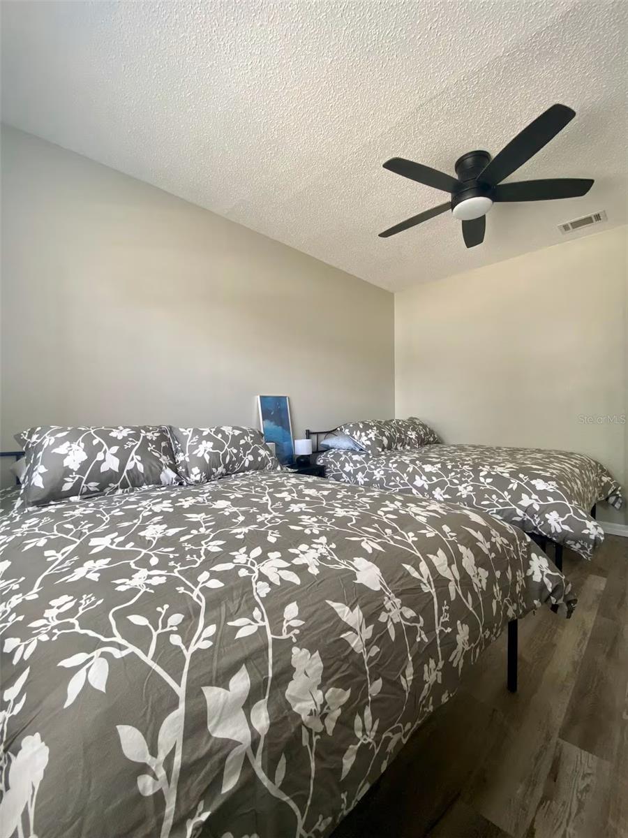 CUMBERLAND PARK 1ST ADD - Residential Lease