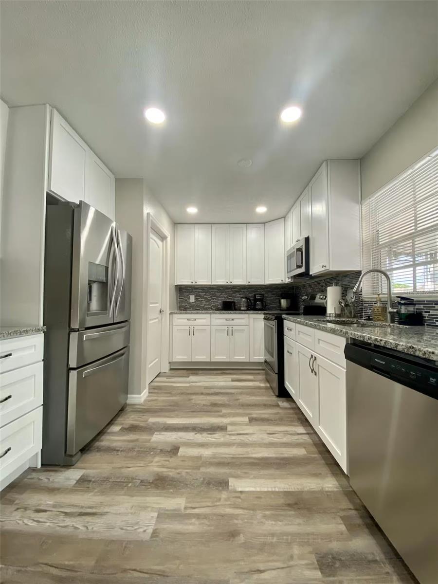 CUMBERLAND PARK 1ST ADD - Residential Lease