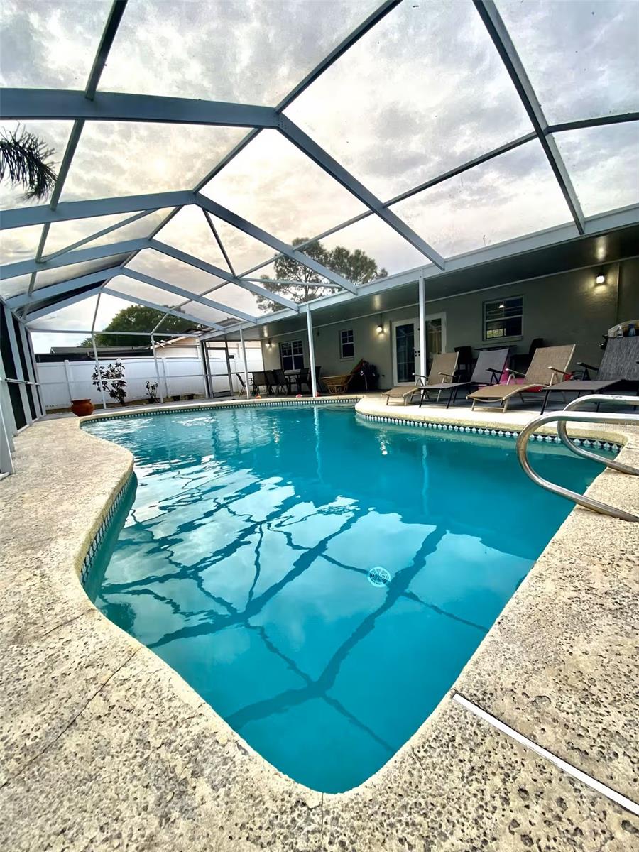 CUMBERLAND PARK 1ST ADD - Residential Lease