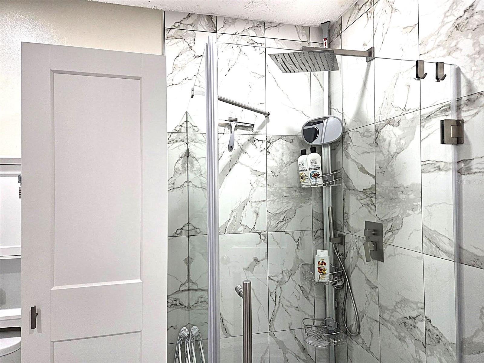 CUMBERLAND PARK 1ST ADD - Residential Lease