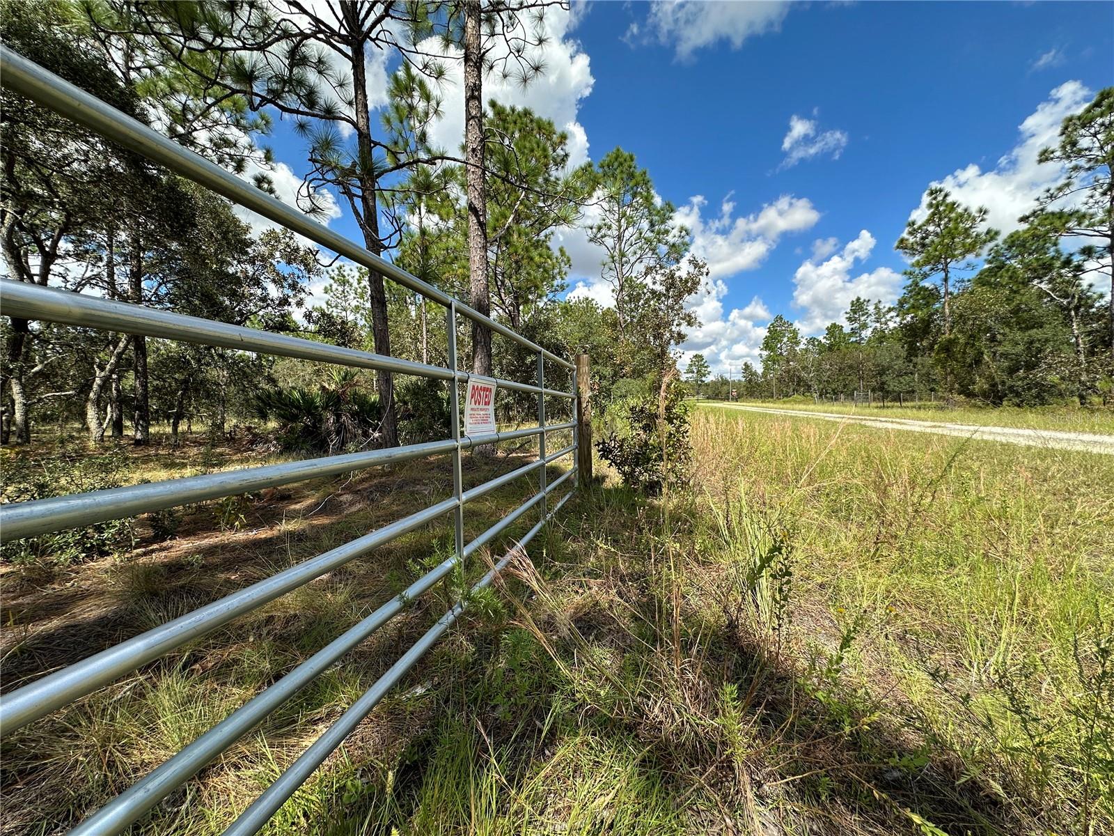 RAINBOW LAKES ESTATES - Land