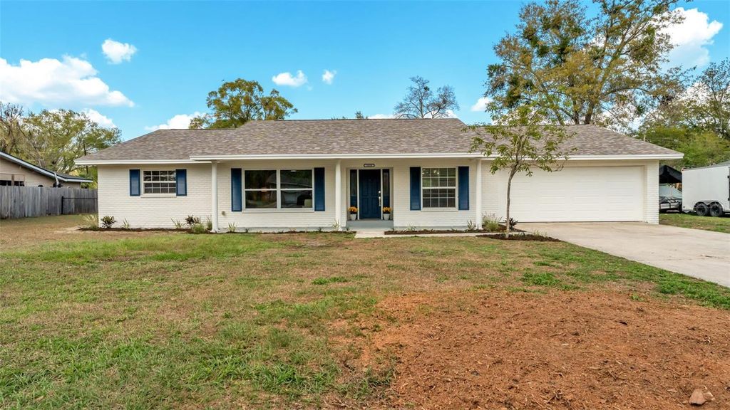 Photo of 1616 Monterey Lane, Lakeland, FL 33813 (MLS # L4960144)