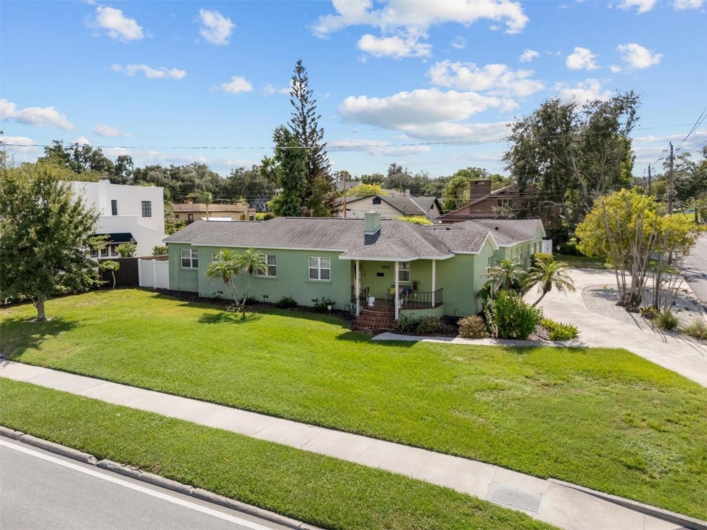 Photo of 2603 Cleveland Heights Boulevard, Lakeland, FL 33803 (MLS # L4964563)