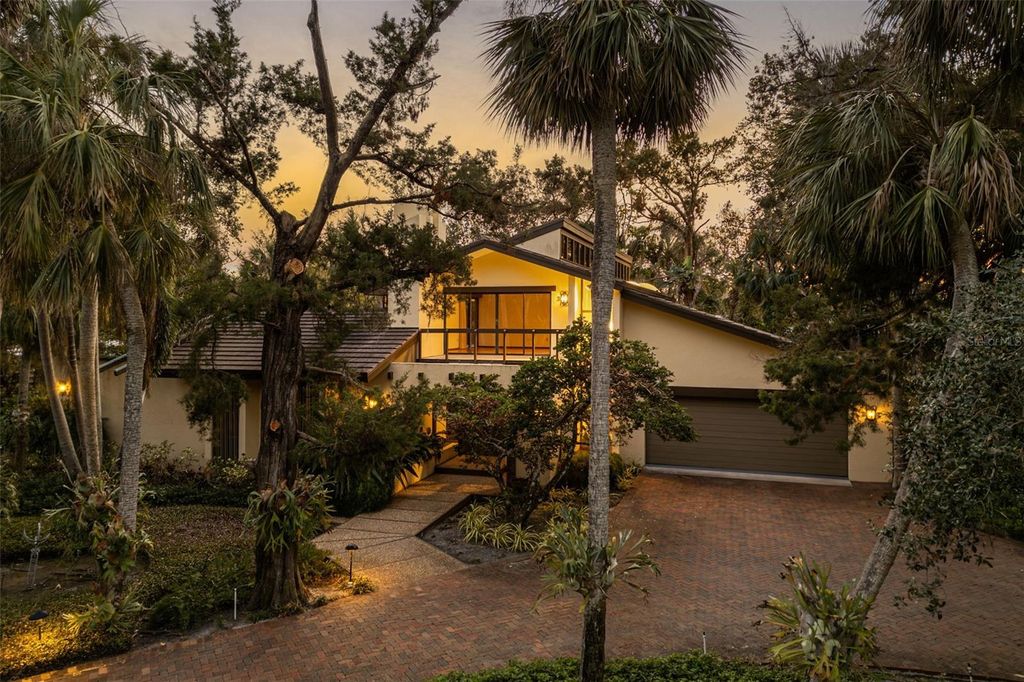 Photo of 5112 Jungle Plum Road, Sarasota, FL 34242 (MLS # A4643925)