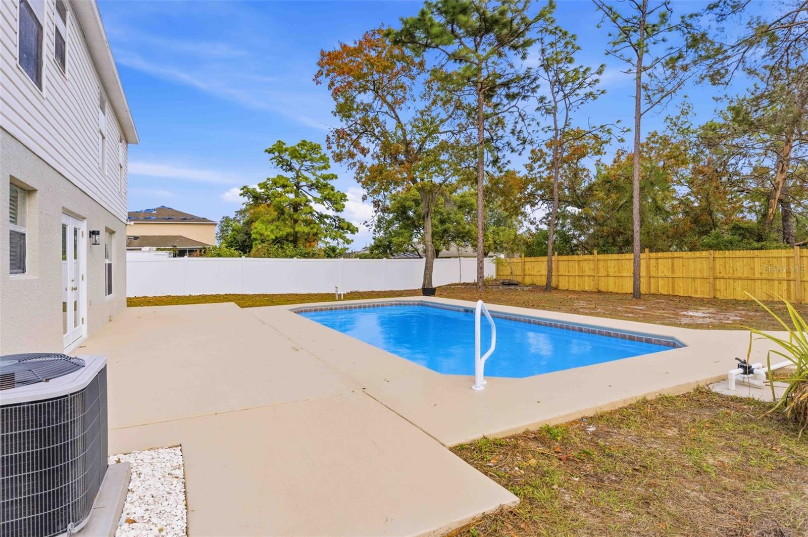 SPRING HILL - Residential