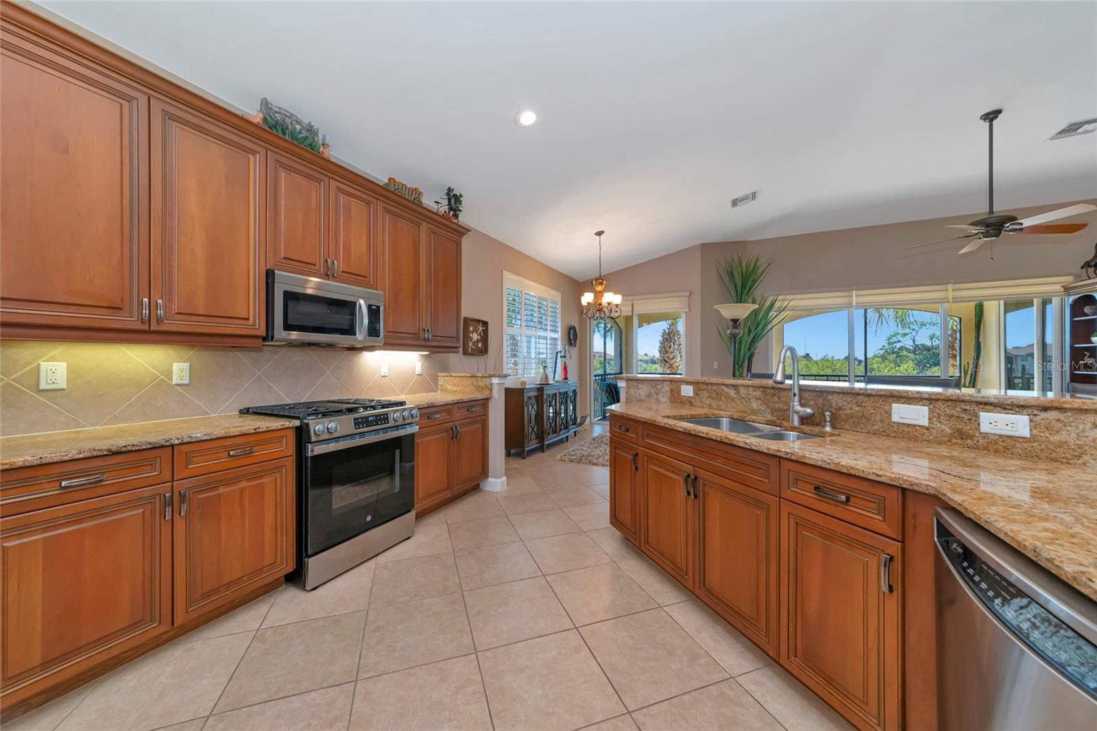 CAPPELLO 01 AT VENETIAN GOLF & RIVER CLUB - Residential