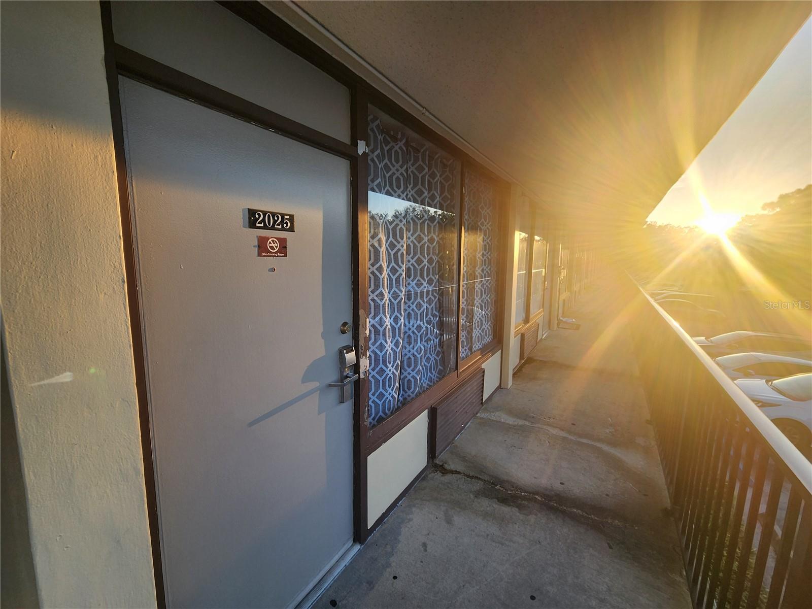 SANDLAKE COURTYARDS CONDO 5901/3515 - Residential