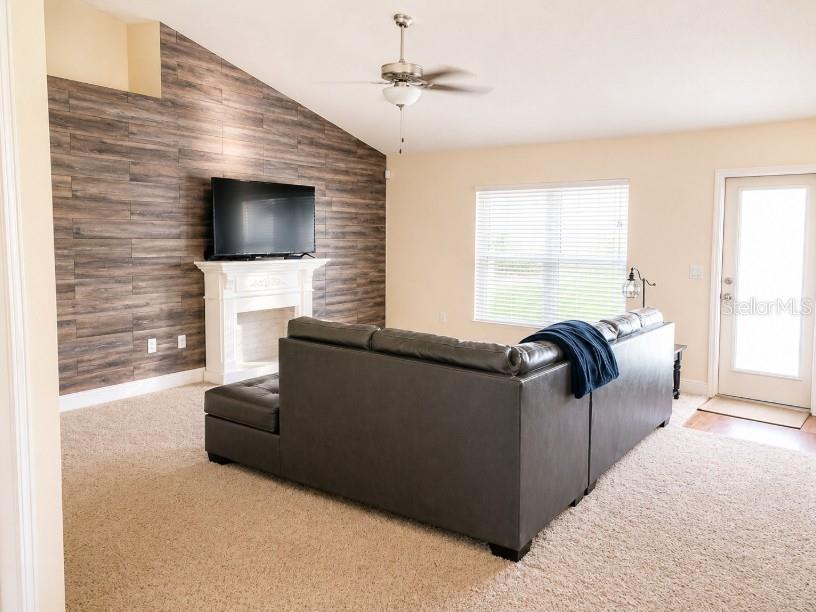 REMINGTON OAKS PH 02 - Residential