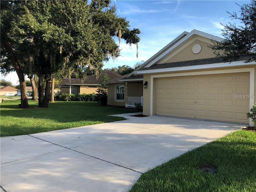 Photo of 7110 Remington Oaks Loop, Lakeland, FL 33810 (MLS # L4961403)