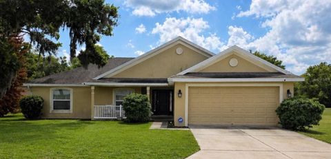 Photo of 7110 Remington Oaks Loop, Lakeland, FL 33810 (MLS # L4961403)