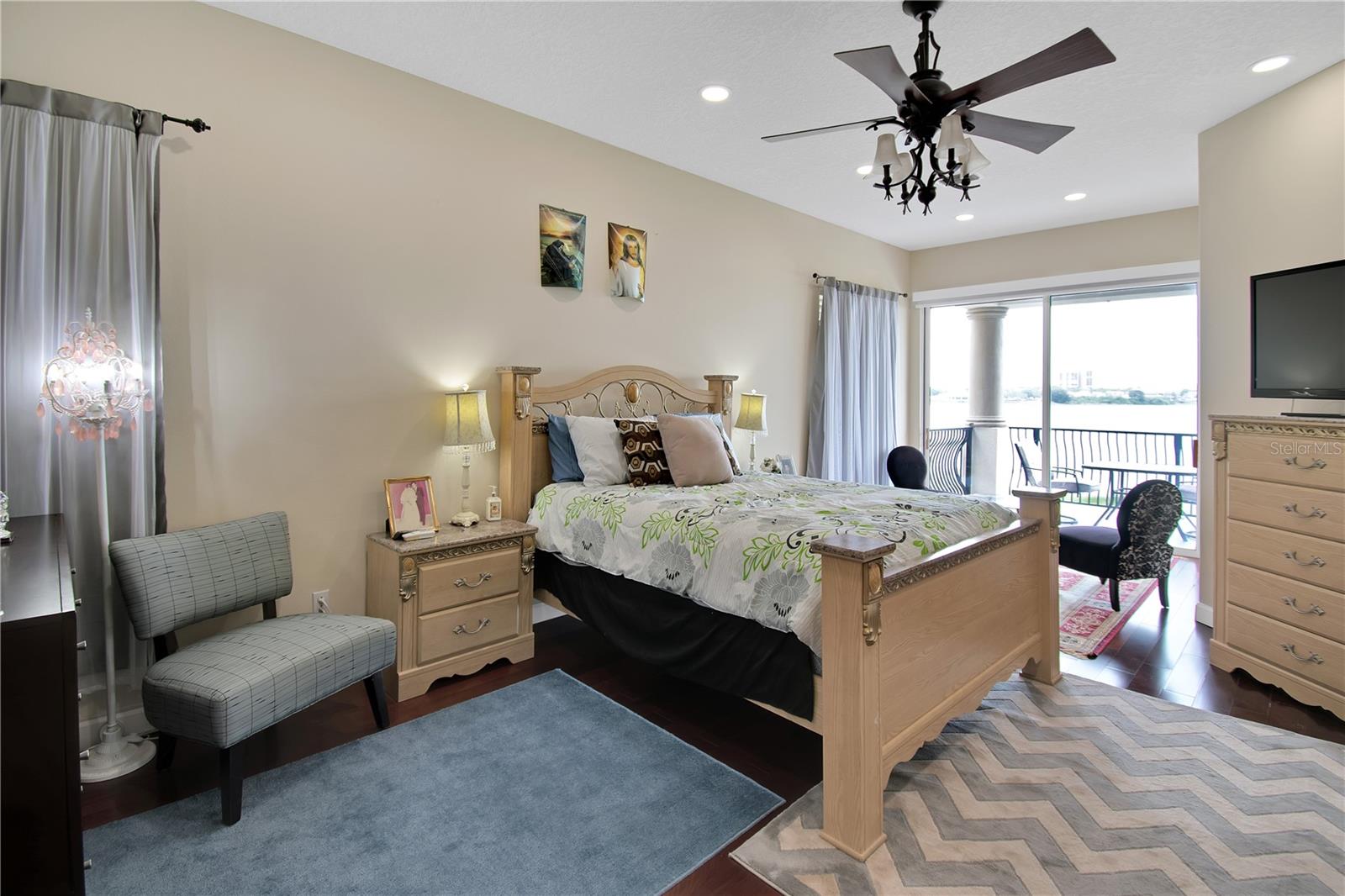 VIZCAYA PH 2 - Residential