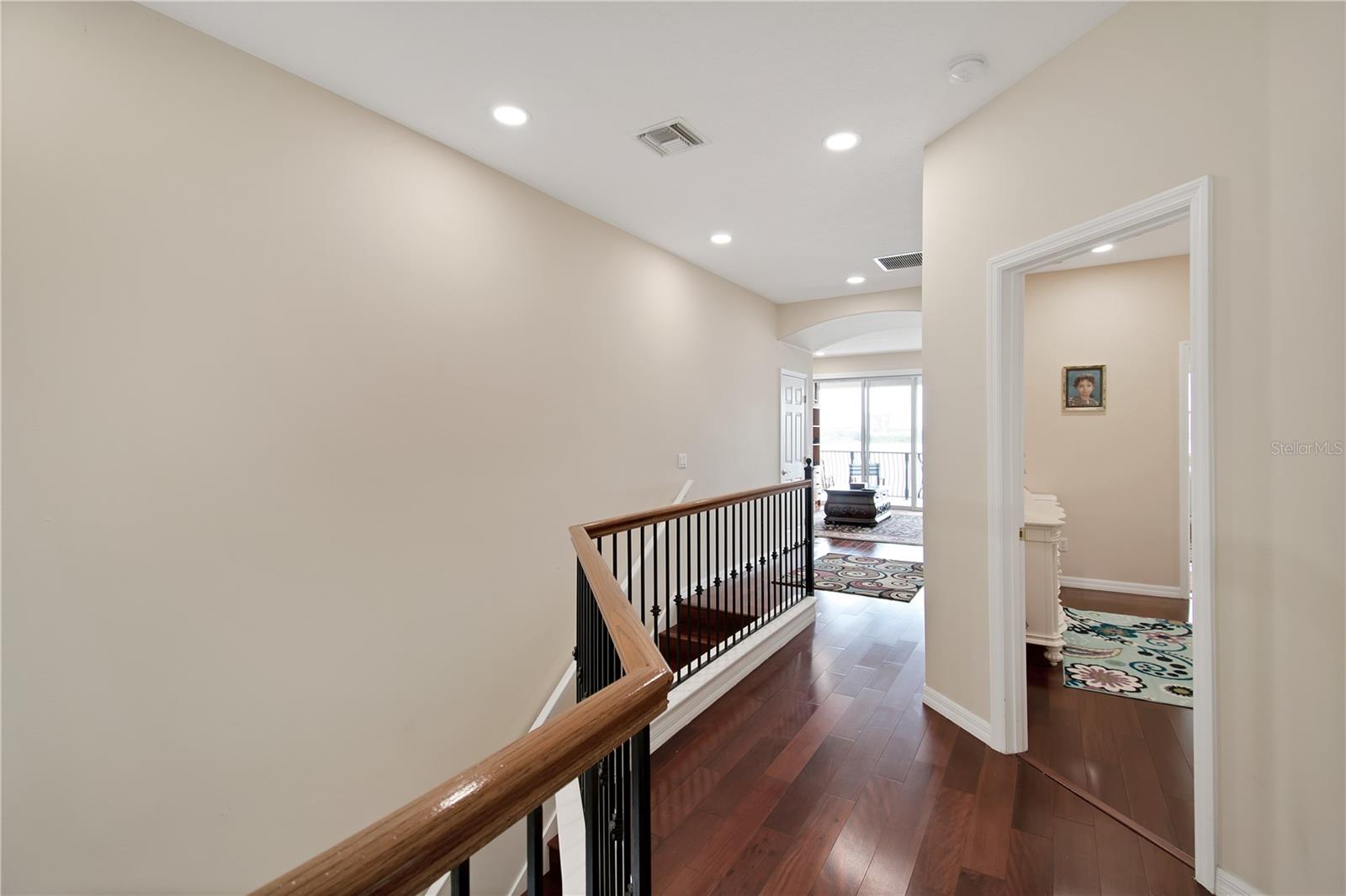 VIZCAYA PH 2 - Residential