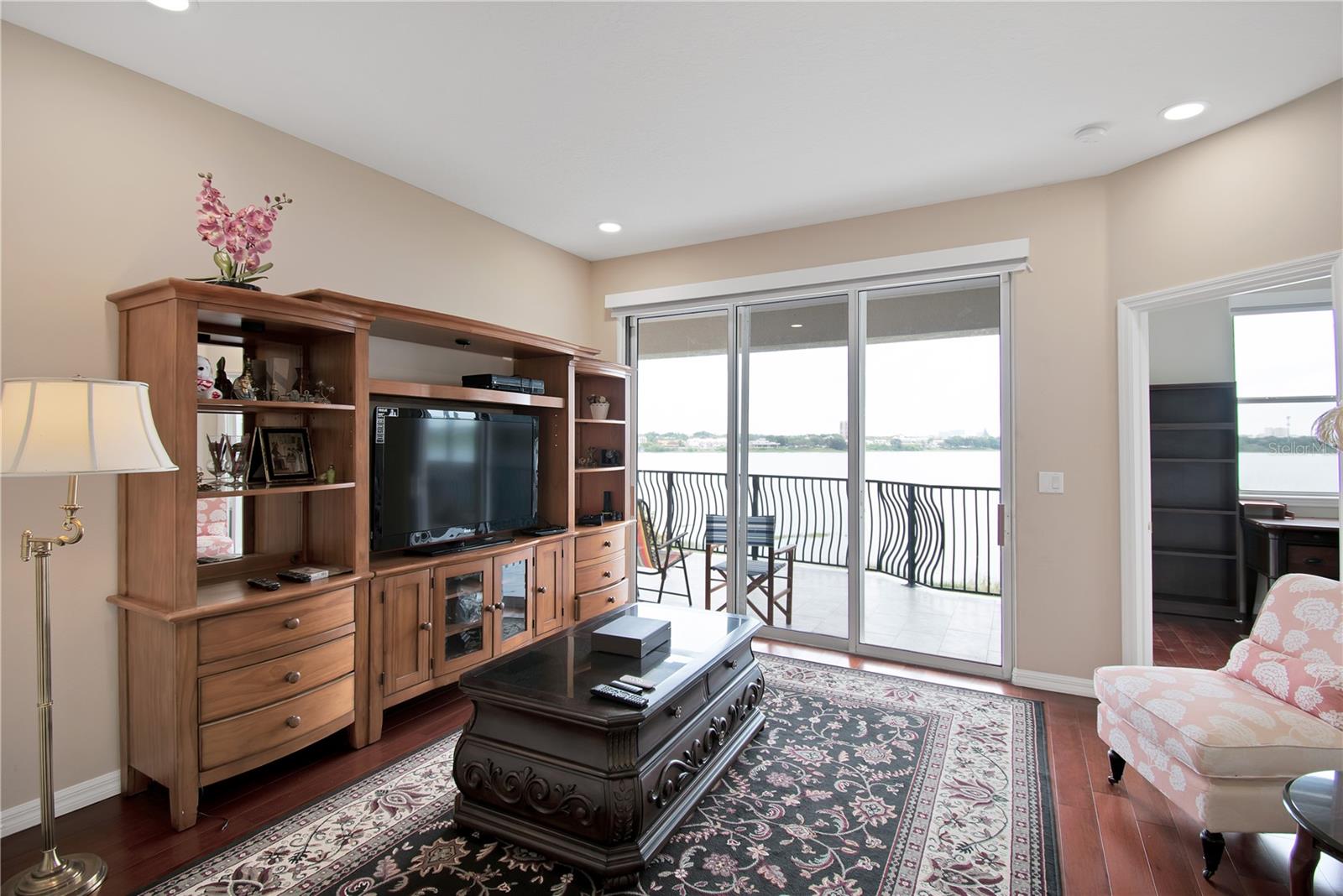 VIZCAYA PH 2 - Residential