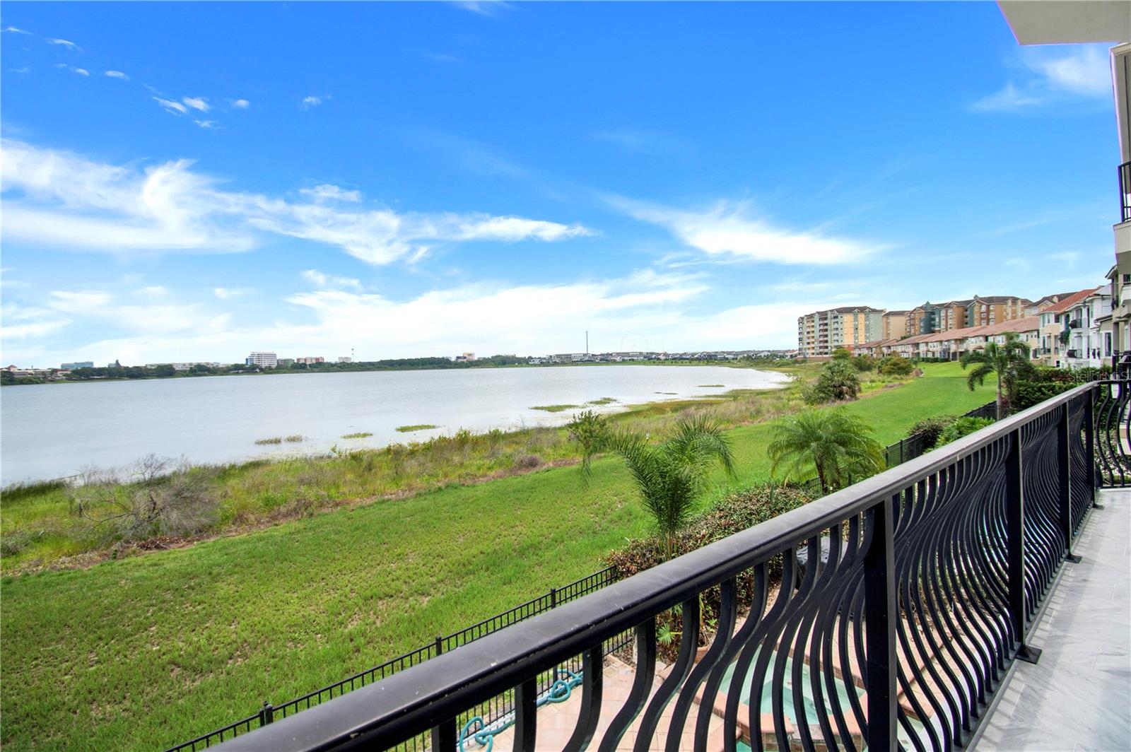 VIZCAYA PH 2 - Residential