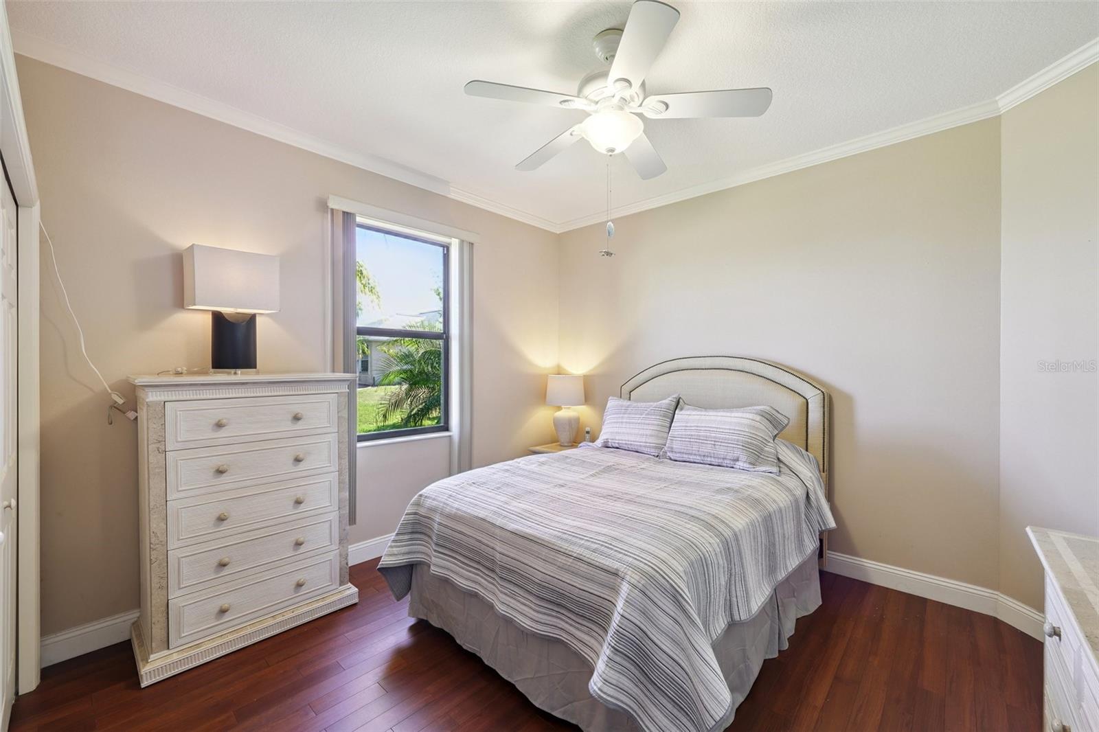 OAK FORD GOLF CLUB - Residential