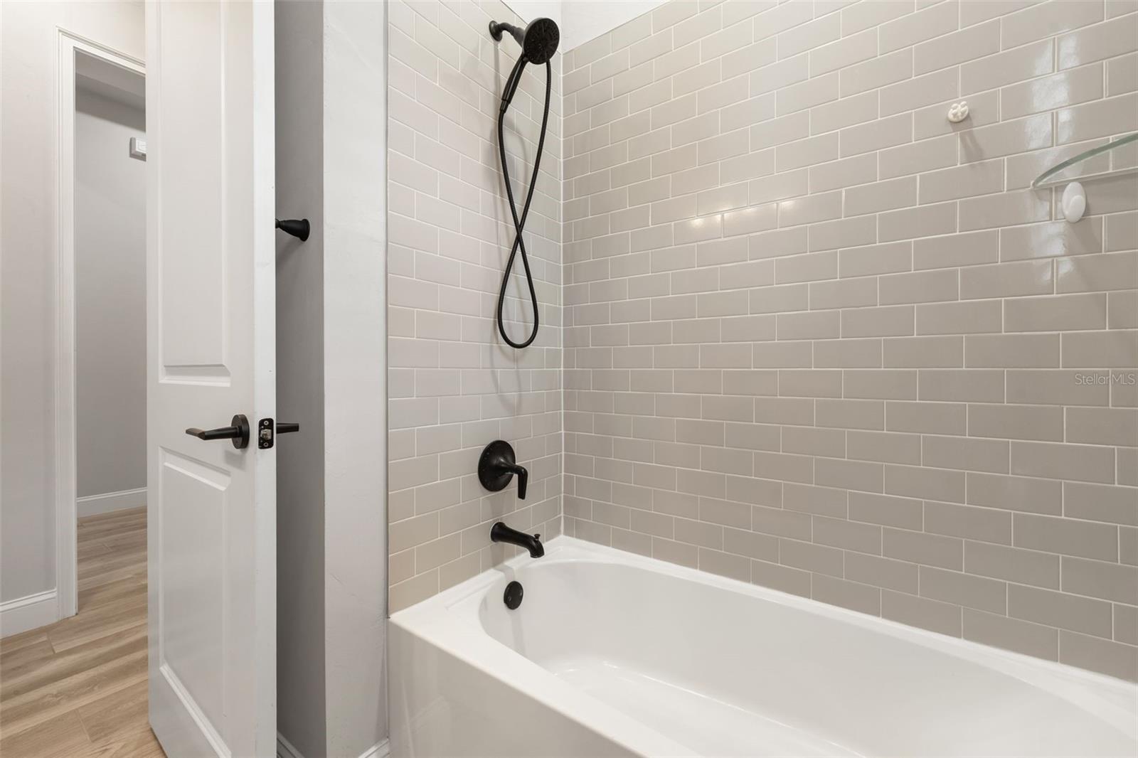 OAKMONT PH 3 PB 35 PG 60 - Residential