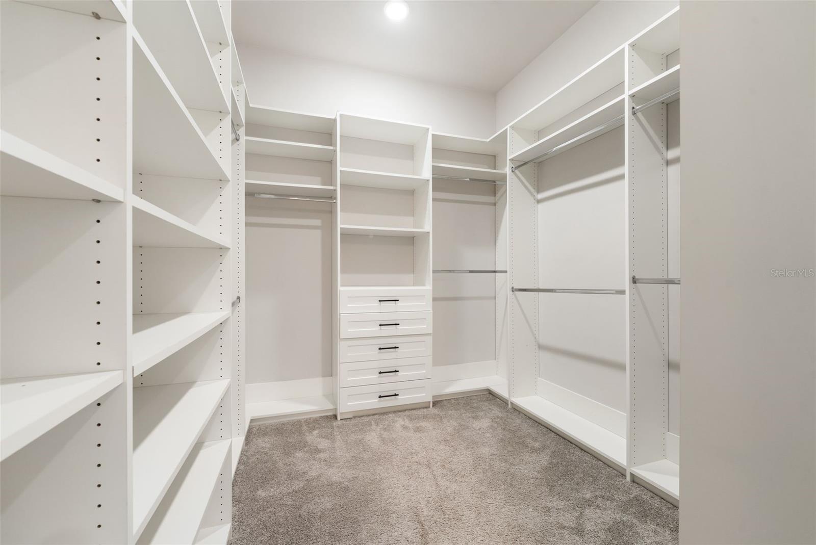 OAKMONT PH 3 PB 35 PG 60 - Residential