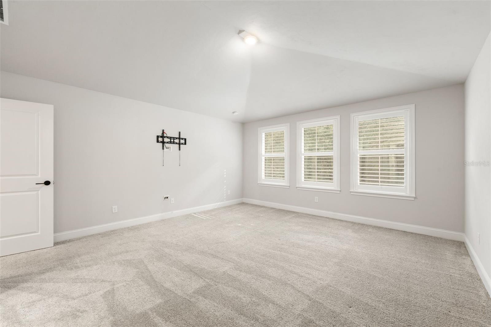 OAKMONT PH 3 PB 35 PG 60 - Residential