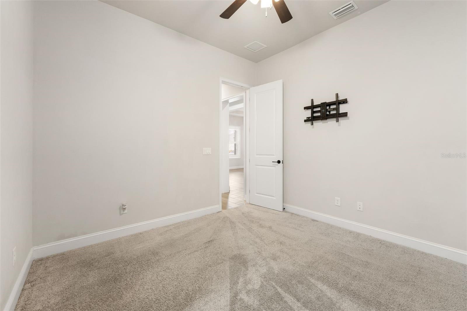 OAKMONT PH 3 PB 35 PG 60 - Residential