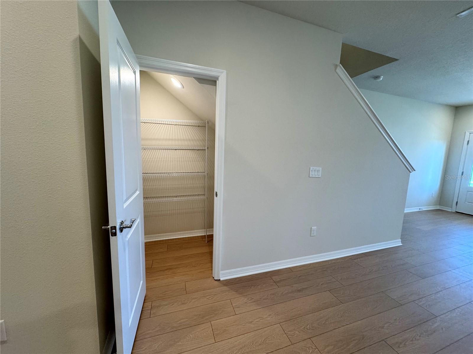 SILVERLEAF OAKS - Residential Lease