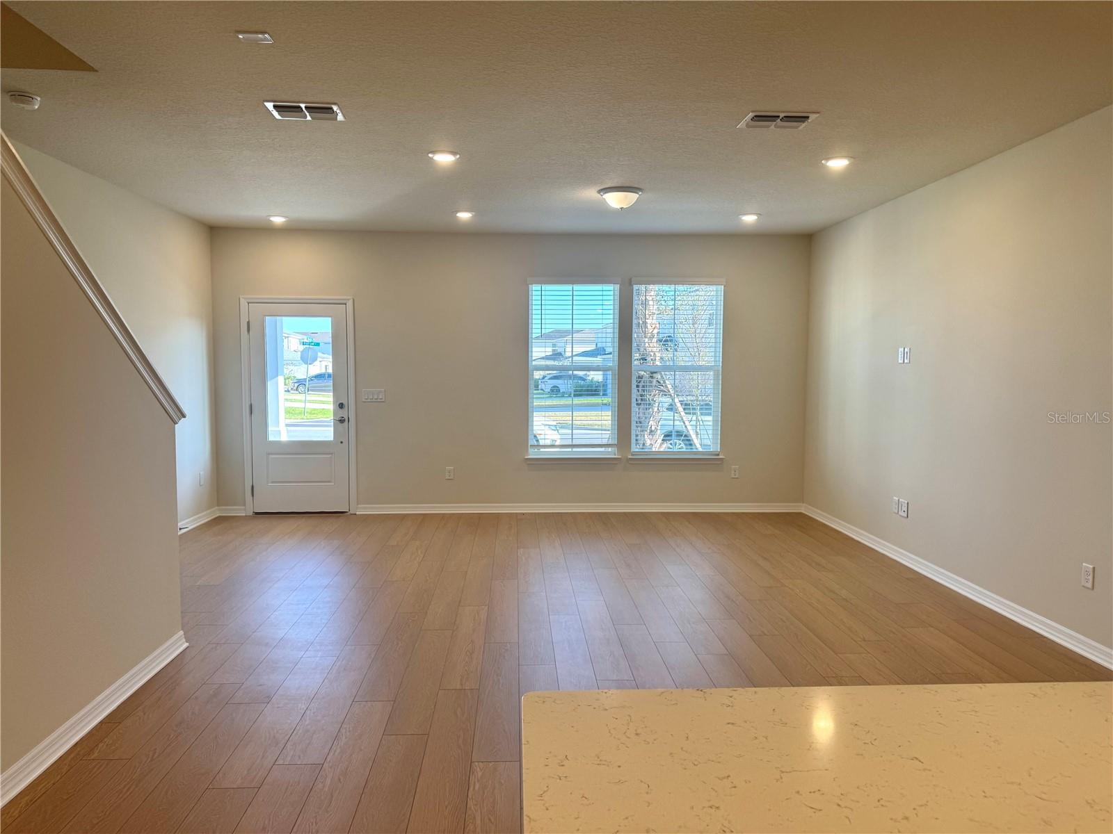 SILVERLEAF OAKS - Residential Lease