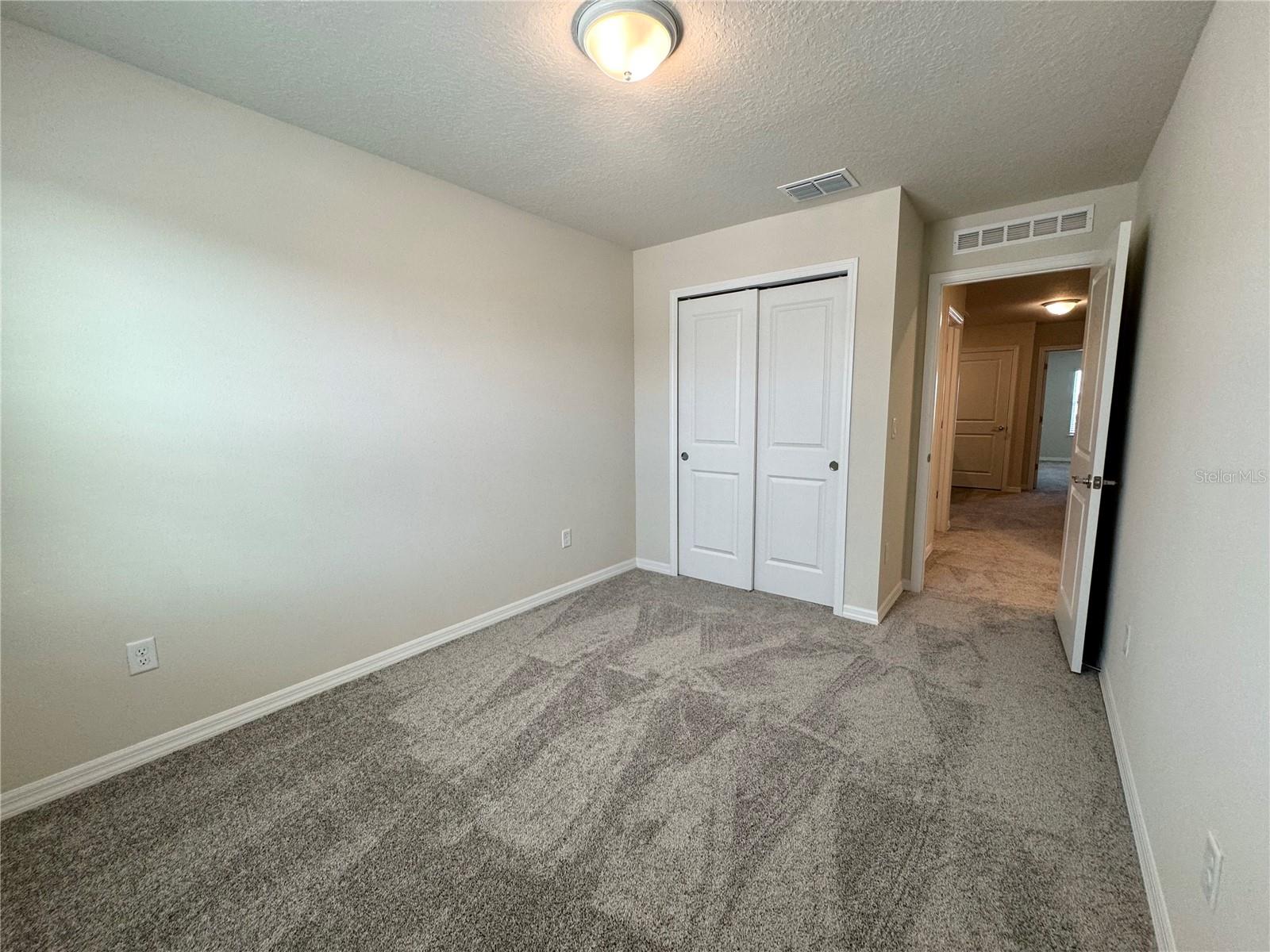 SILVERLEAF OAKS - Residential Lease