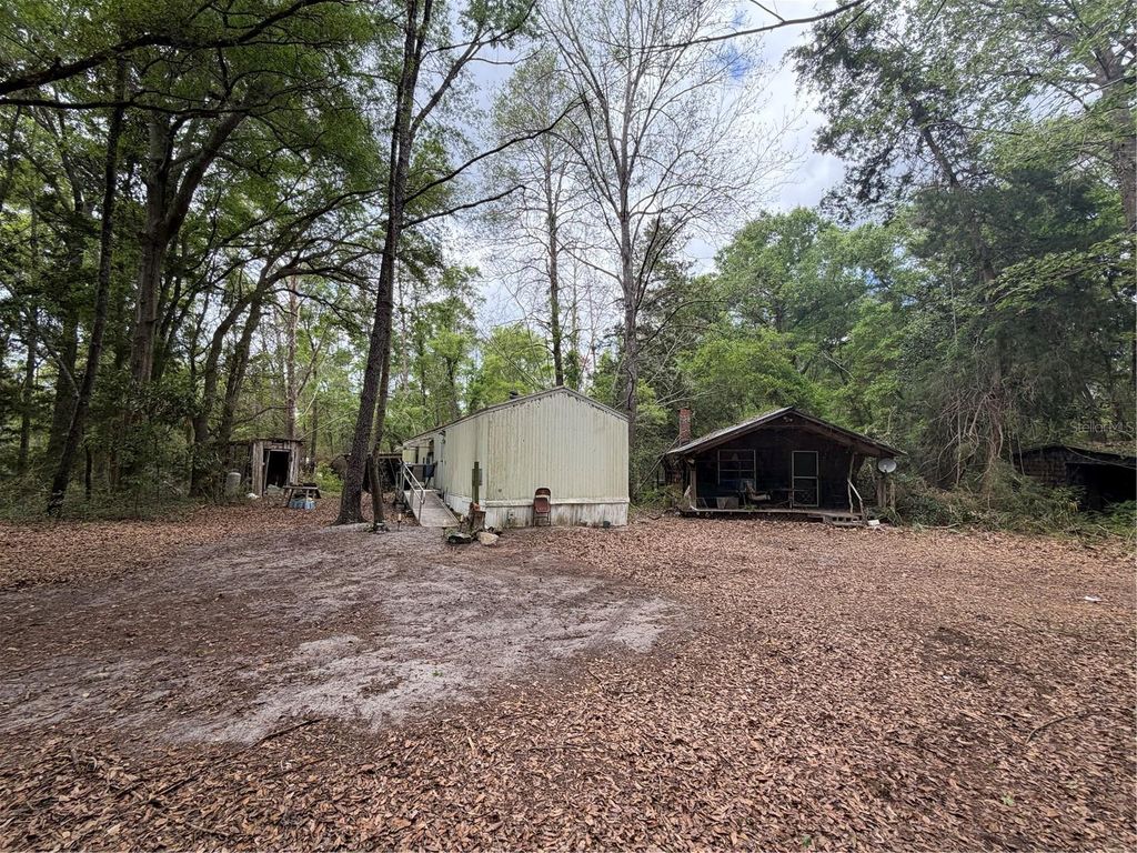 Photo of 3100 NW 30th Street, Bell, FL 32619 (MLS # GC539355)