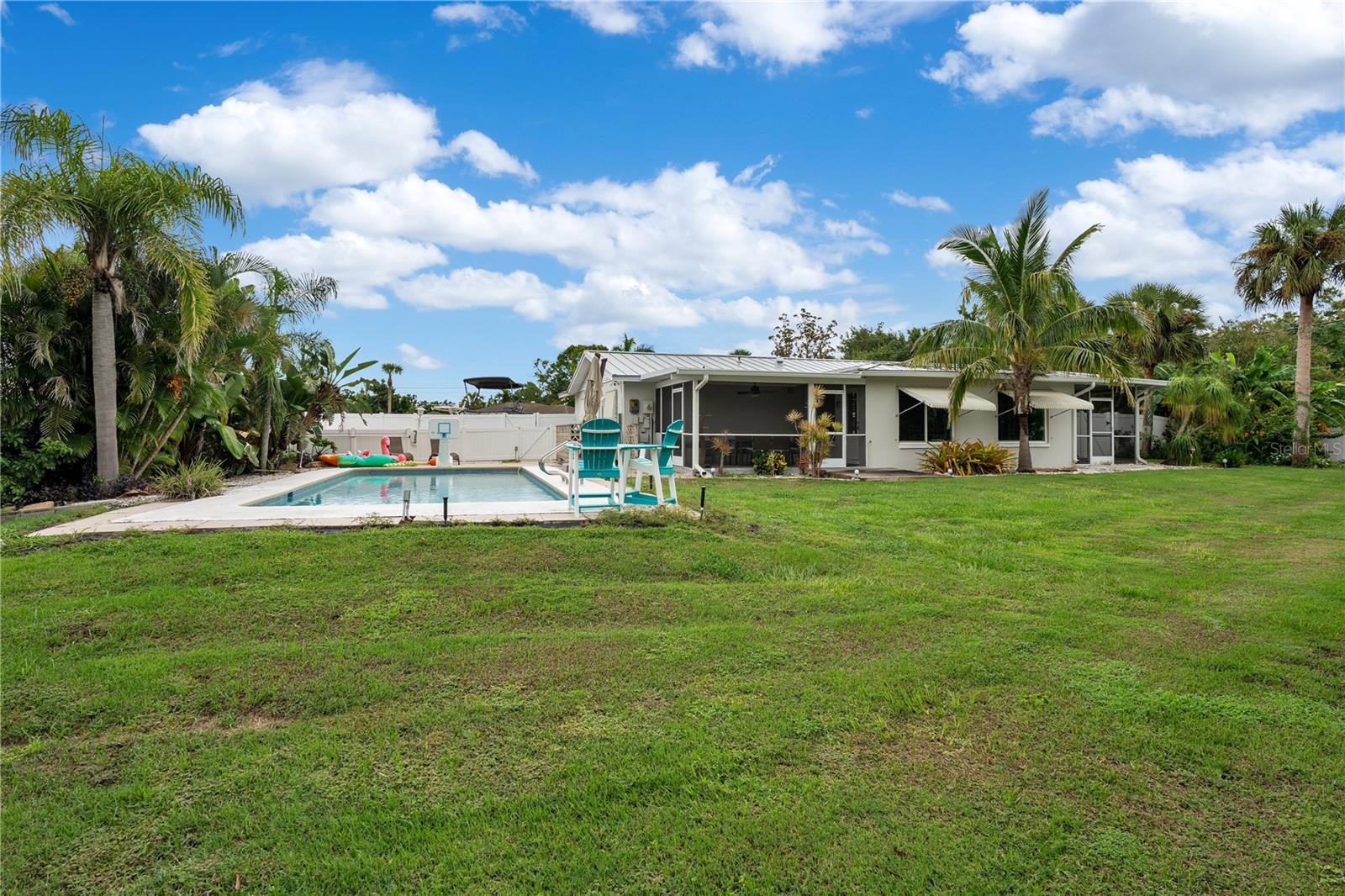 WATERFRONT ESTATES - Residential