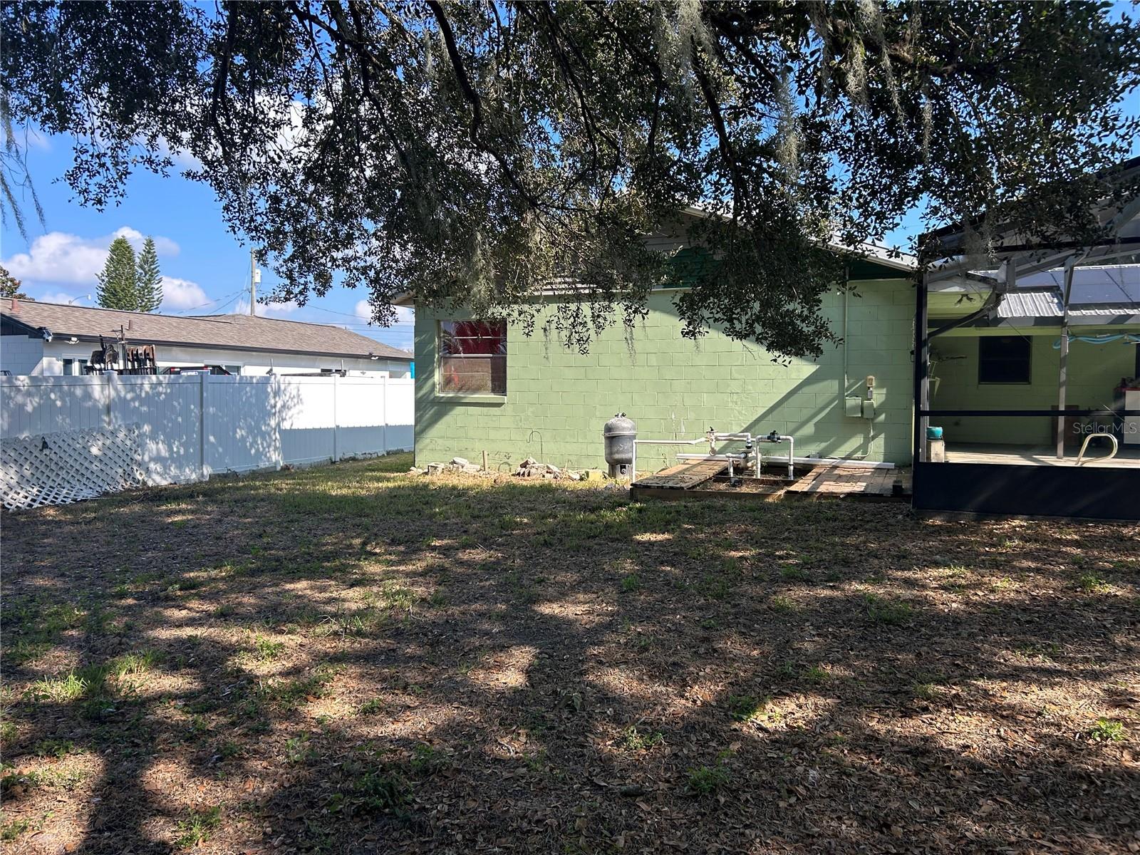 HIGHLAND GROVE - Residential