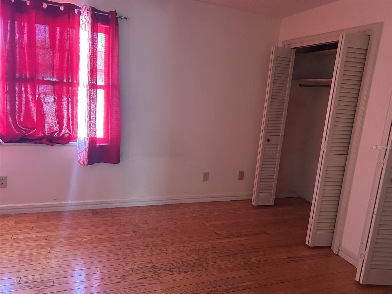 HIGHLAND GROVE - Residential