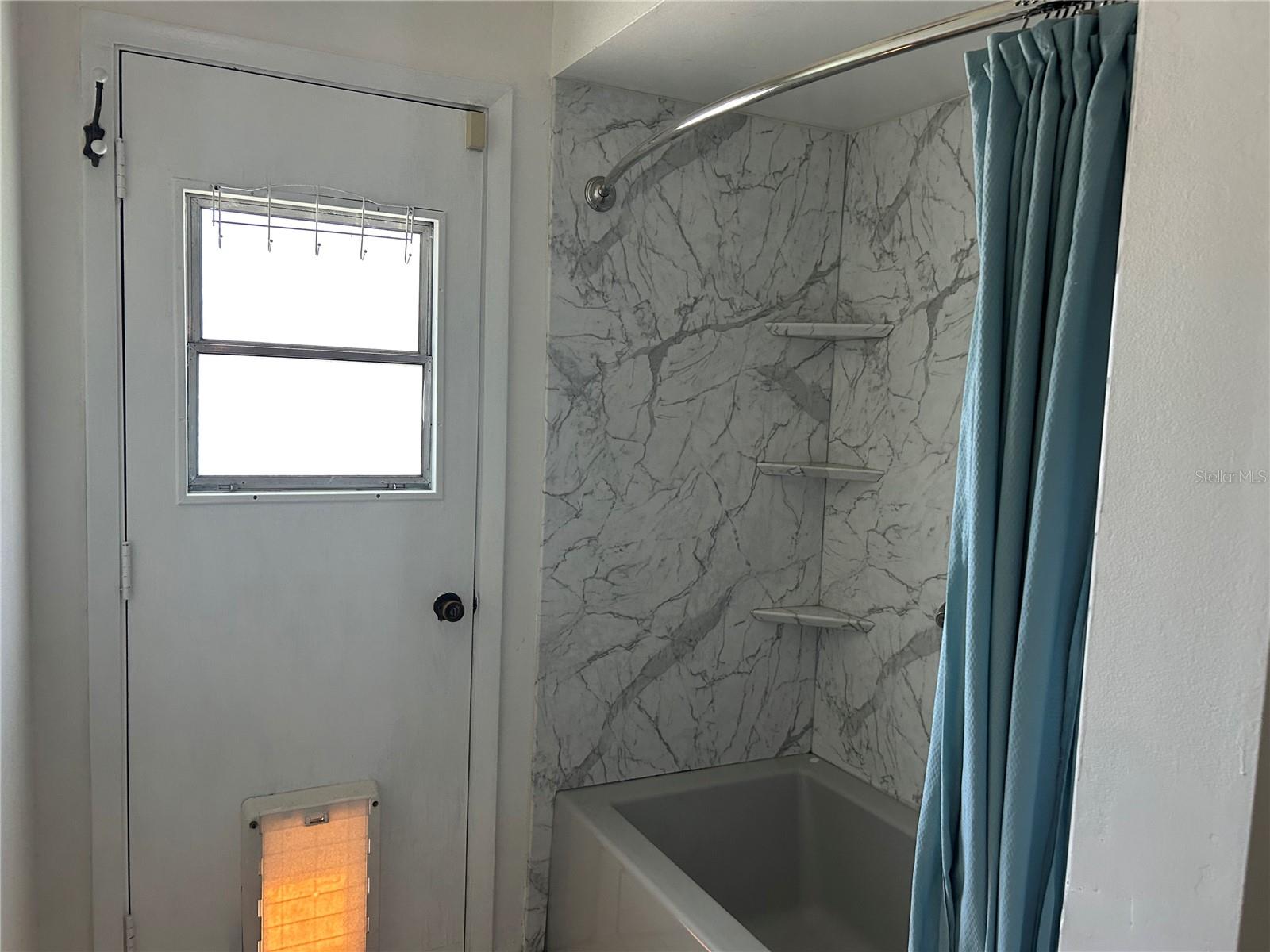 HIGHLAND GROVE - Residential