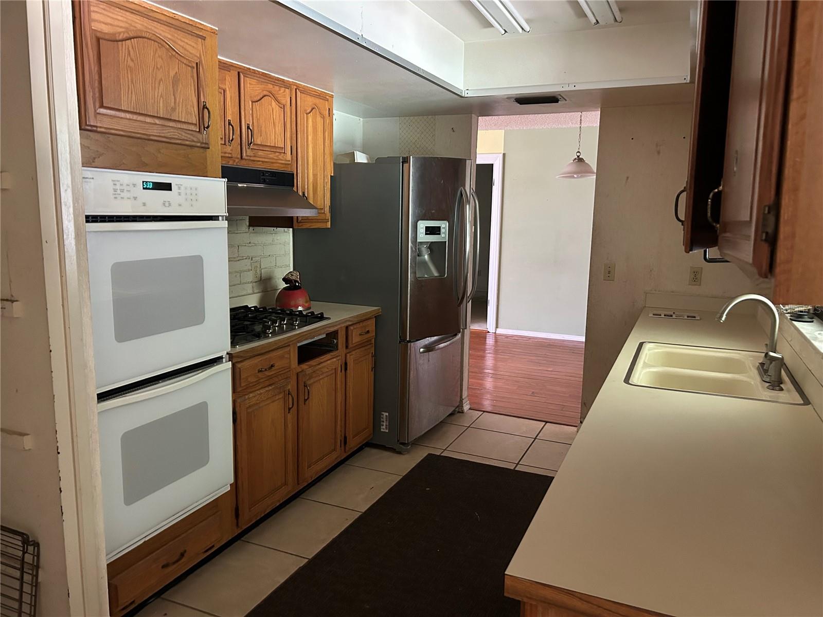 HIGHLAND GROVE - Residential