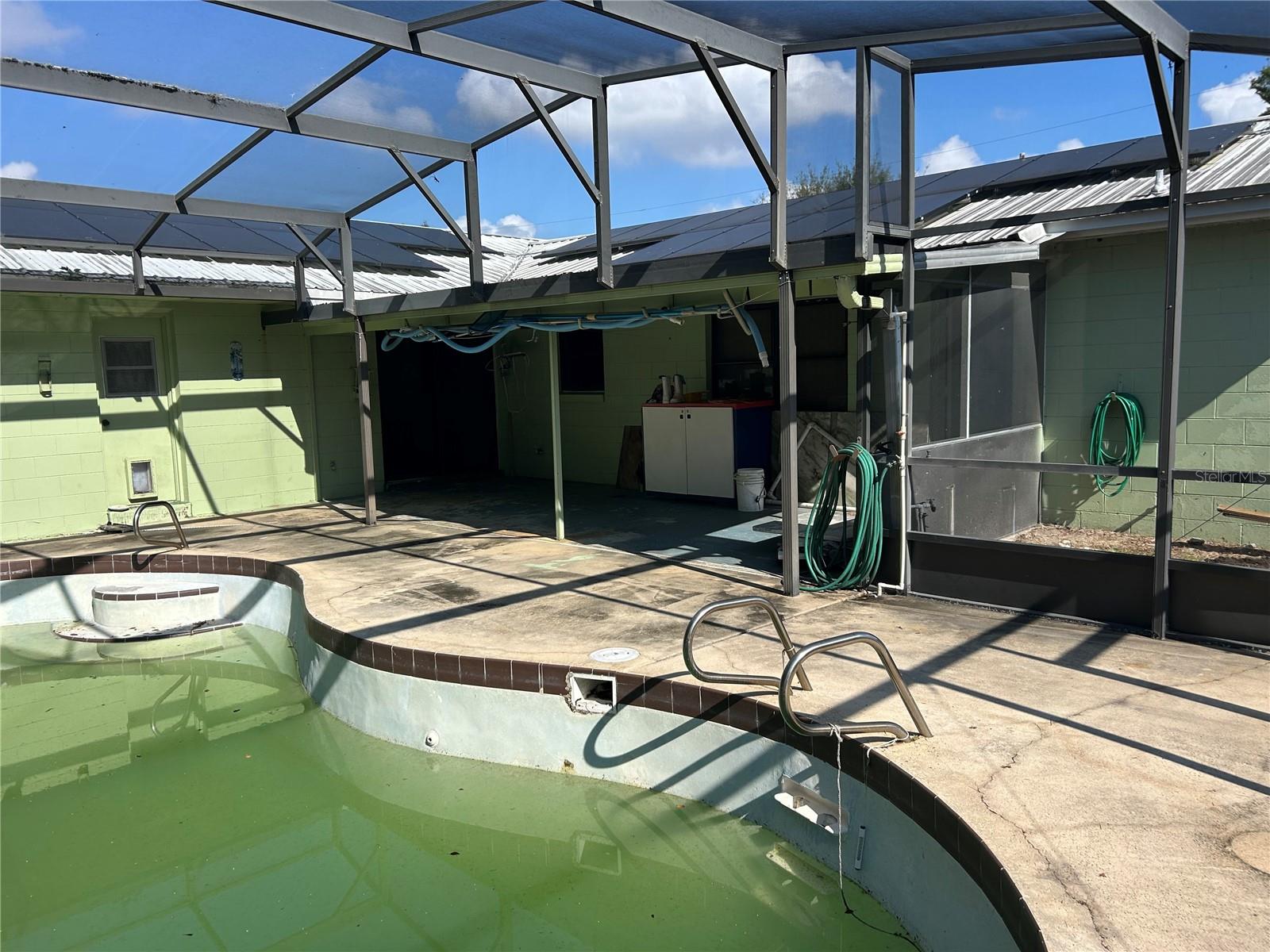 HIGHLAND GROVE - Residential