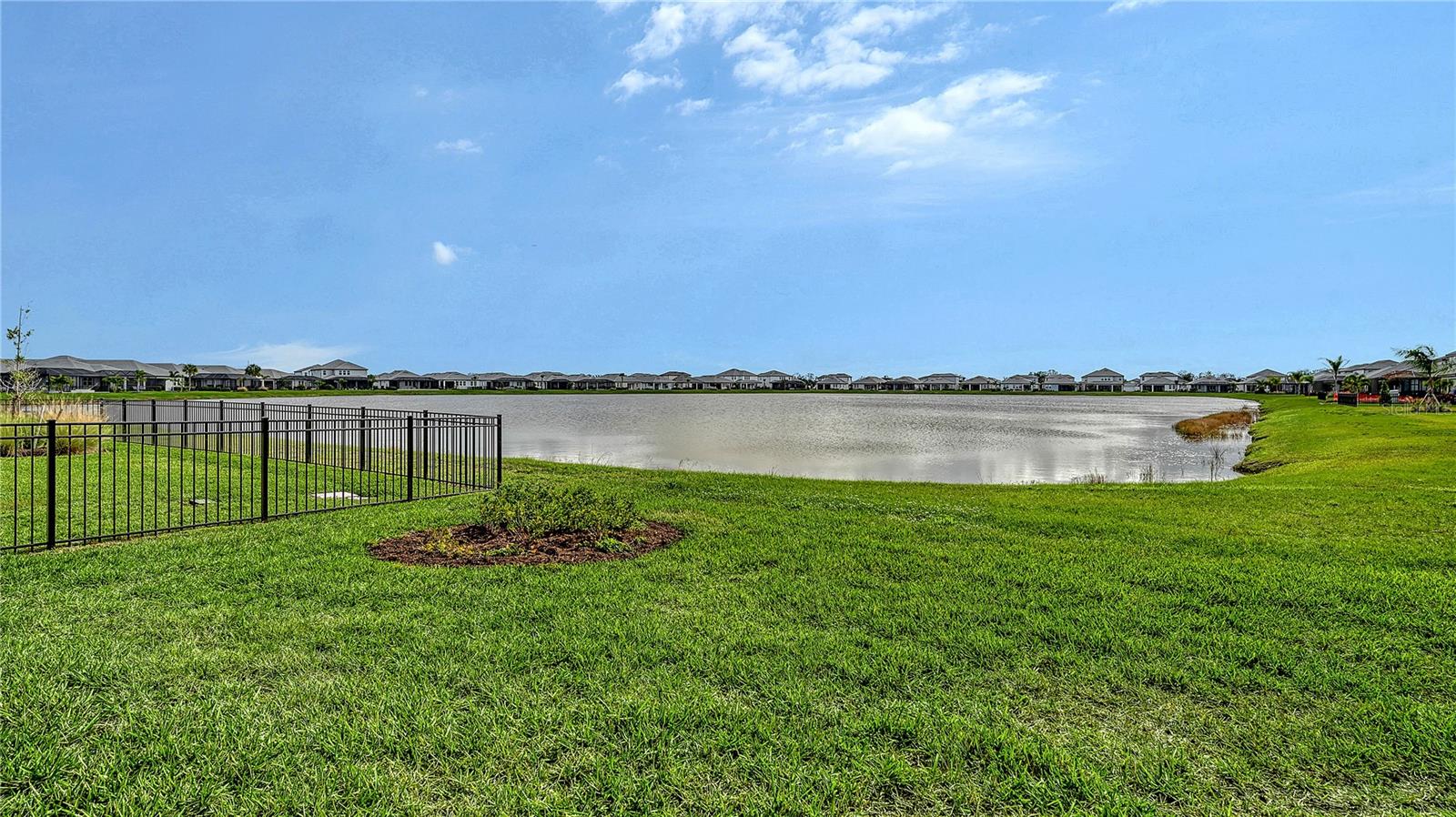 SWEETWATER AT LAKEWOOD RANCH PH I & II - Residential