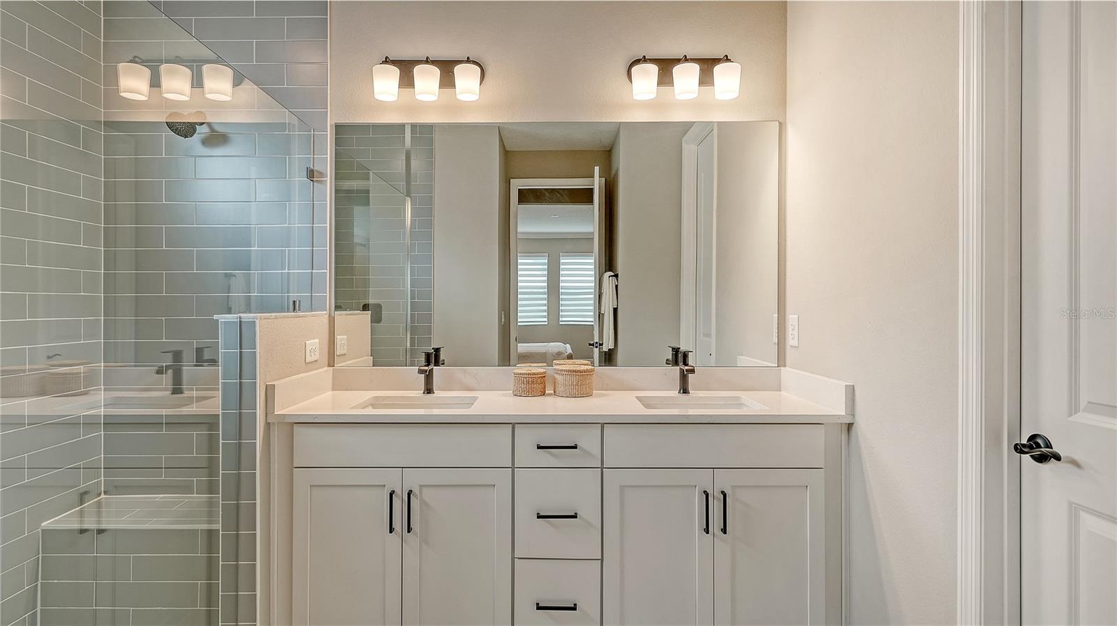 SWEETWATER AT LAKEWOOD RANCH PH I & II - Residential