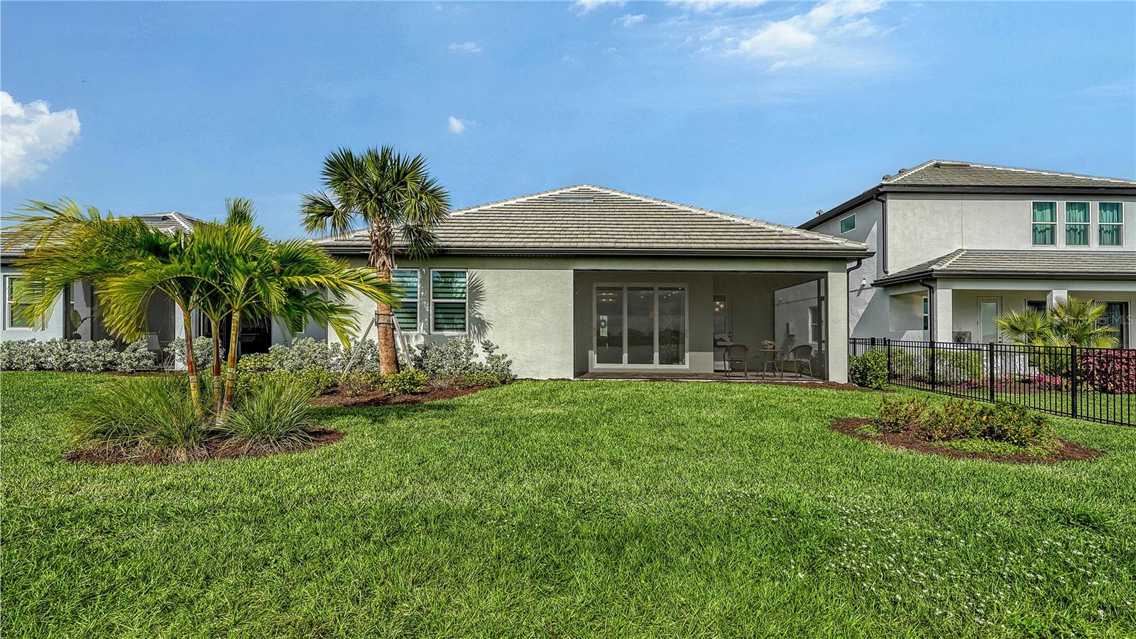 SWEETWATER AT LAKEWOOD RANCH PH I & II - Residential