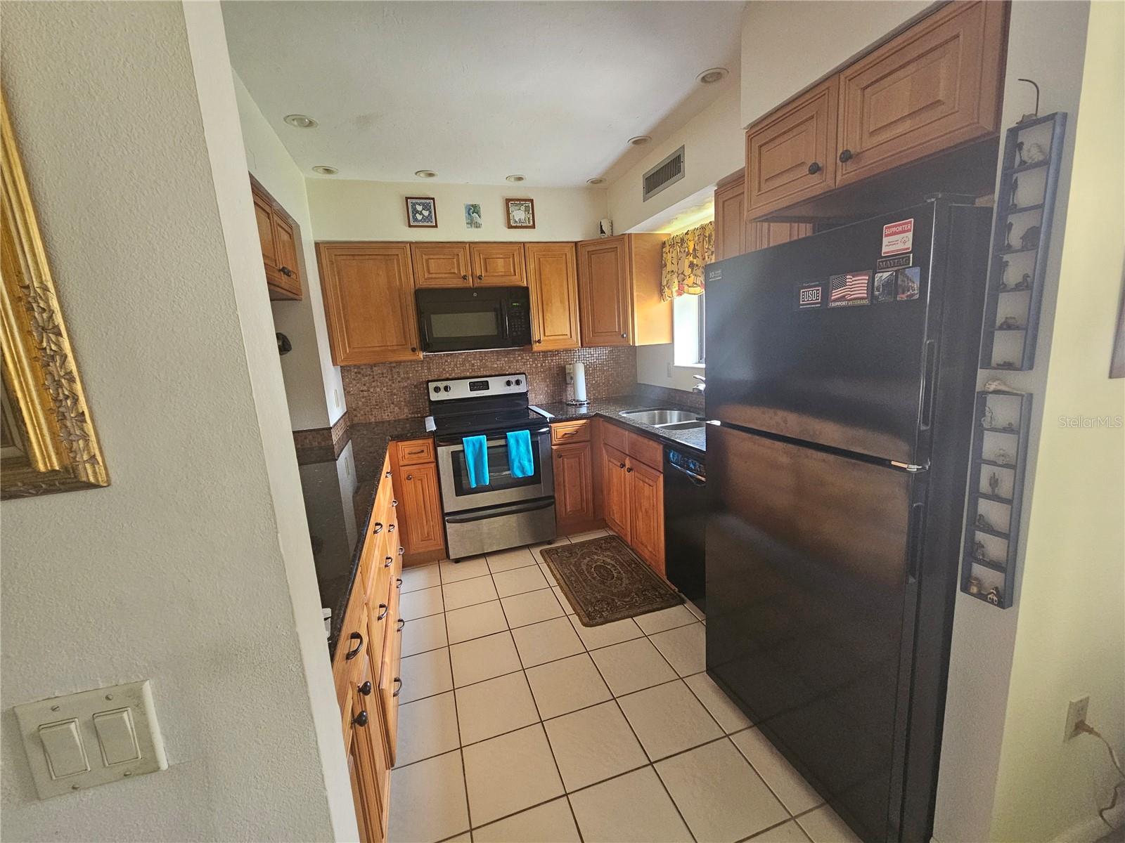 5635 ASHTON LAKE DRIVE 4