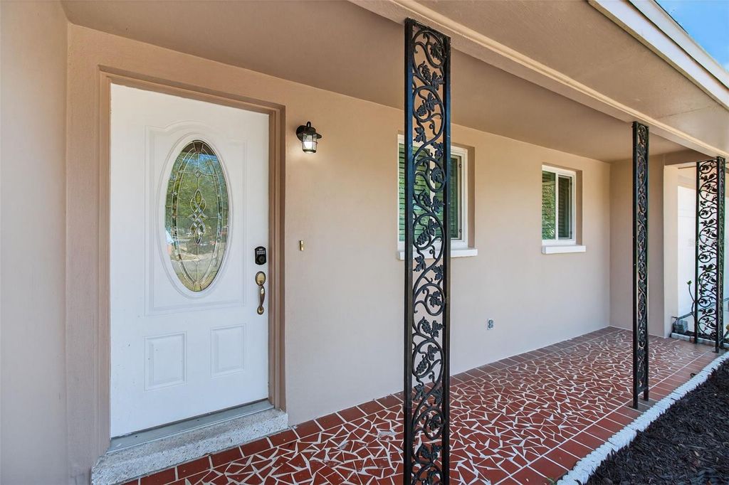 Photo of 2465 Brentwood Drive, Clearwater, FL 33764 (MLS # TB8486514)