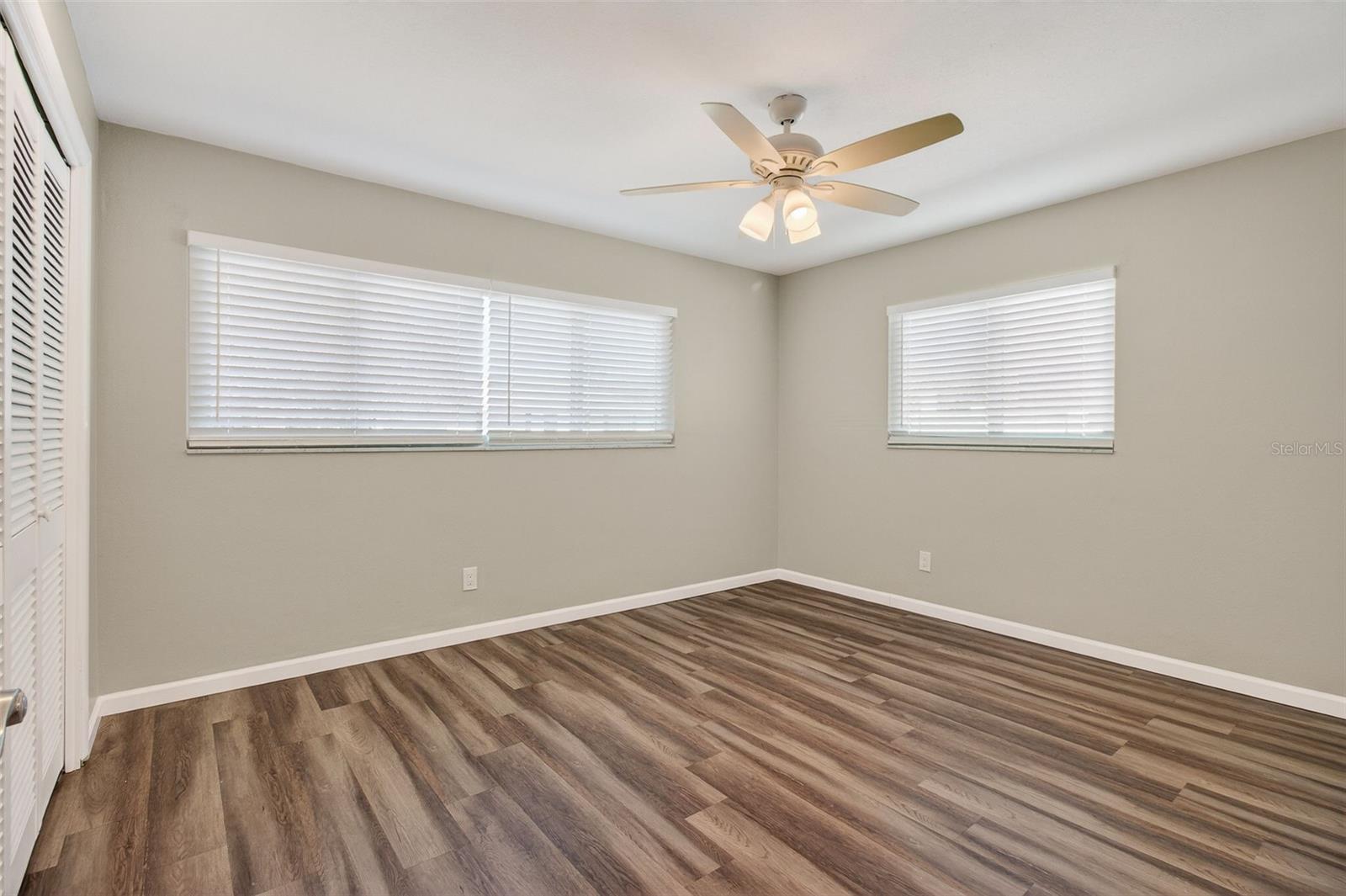 TROPIC HILLS - Residential