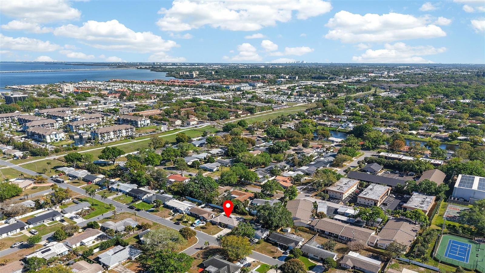 TROPIC HILLS - Residential