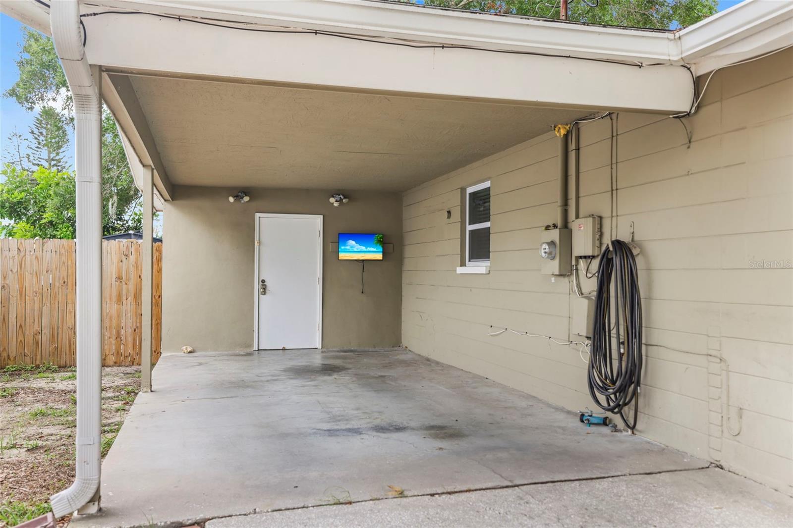 78 MAPLE AVENUE
