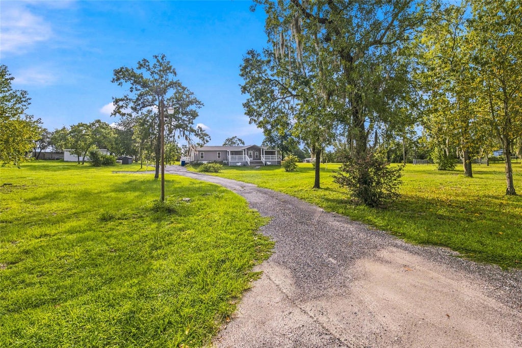 Photo of 5351 NE 121st Terrace, Williston, FL 32696 (MLS # OM731350)