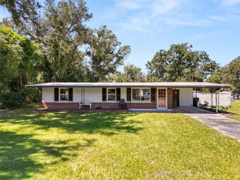 Photo of 4070 Willow Oak Road, Mulberry, FL 33860 (MLS # L4956132) Photo of 4070 Willow Oak Road, Mulberry, FL 33860 (MLS # L4956132)