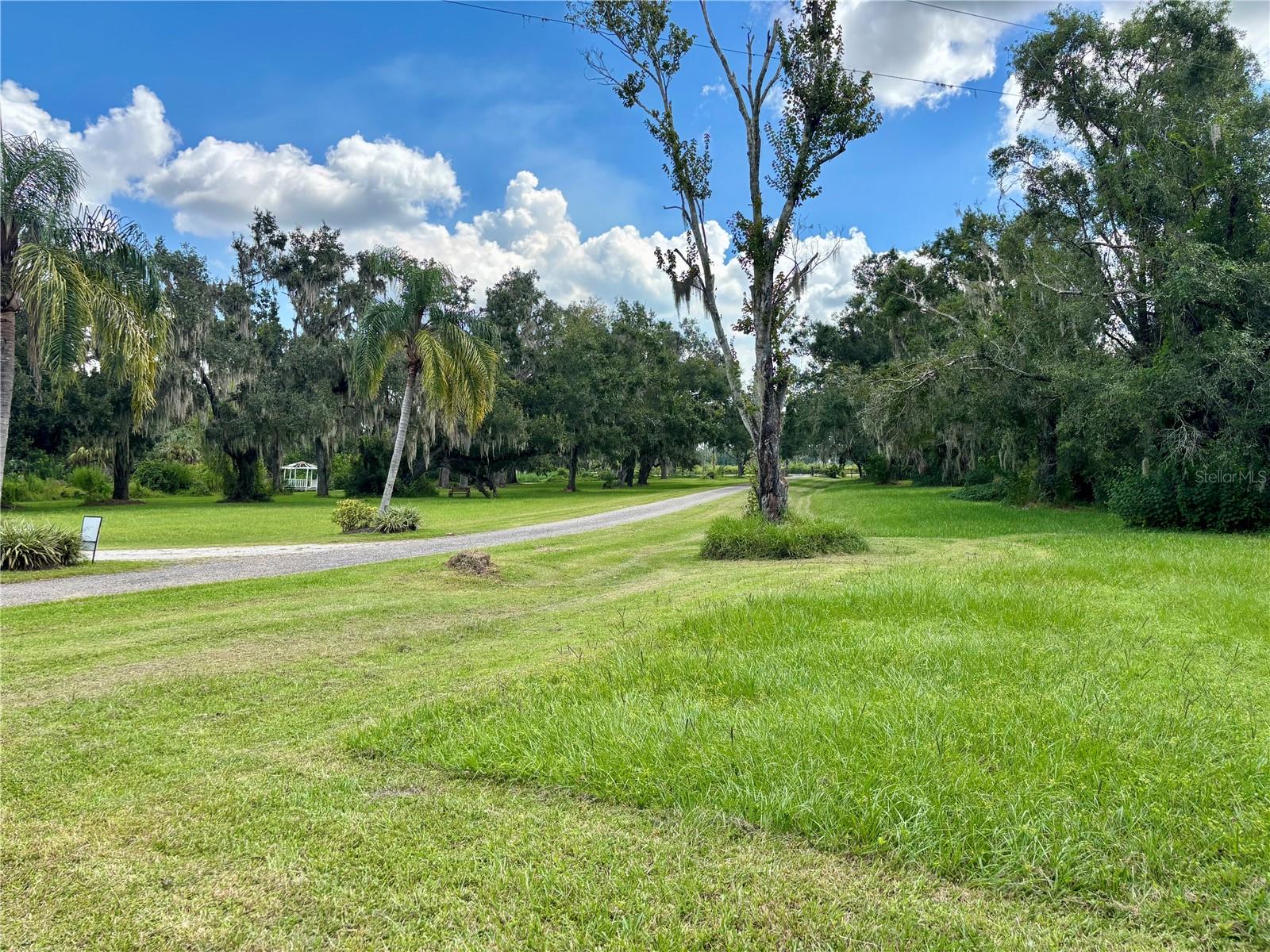 1764; FORT HAMER RD S. OF 301 - Residential