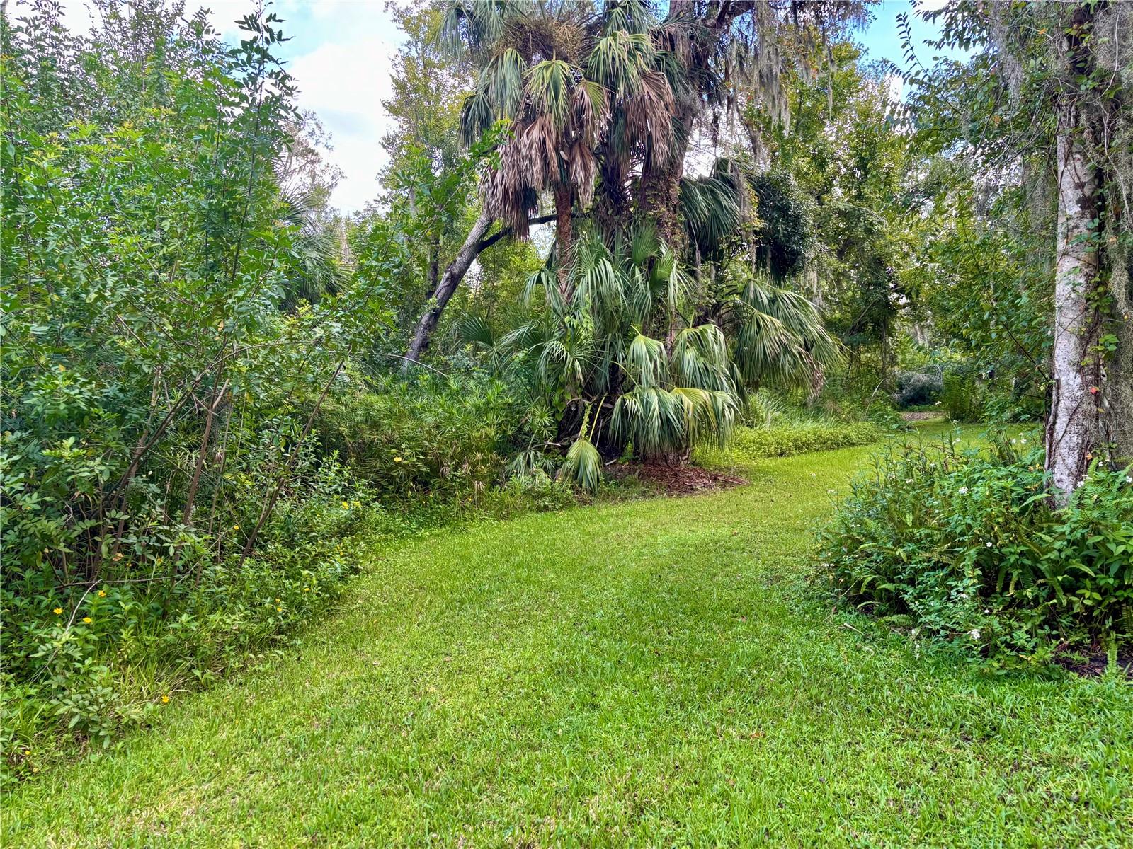 1764; FORT HAMER RD S. OF 301 - Residential